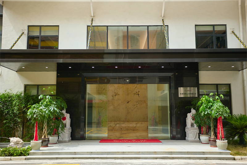 Corporate Exterior04